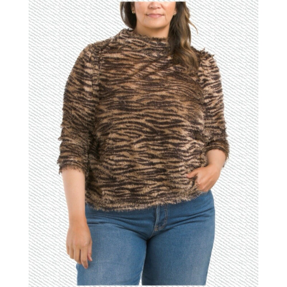 “VINCE CAMUTO” Women’s Plus Size Zebra Print Eyelash Sweater/Top ~ Size: 1X NWT